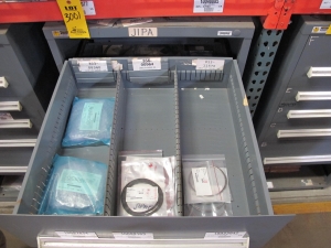 STANLEY VIDMAR HEAVY DUTY 5-DRAWER PARTS CABINET W/ CONTENTS (W-50) LOADING & HANDLING FEE $25-